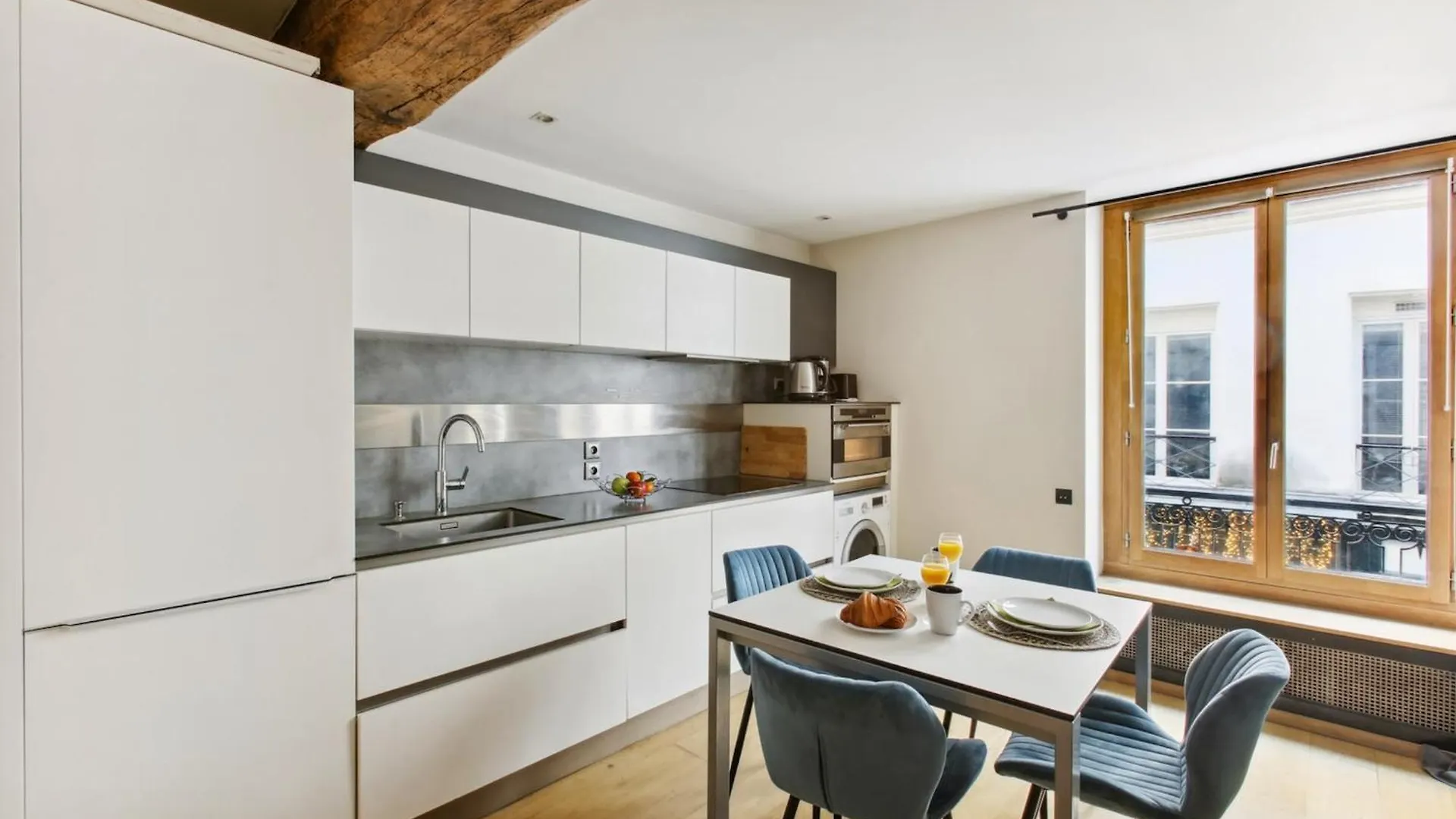 Mabillon & Saint Germain - 1br - Cityapartmentstay * Париж